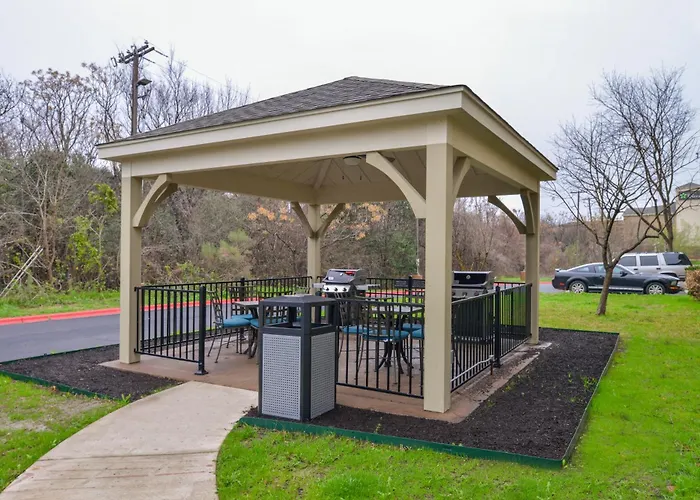 Hotel Candlewood Austin-round Rock By Ihg