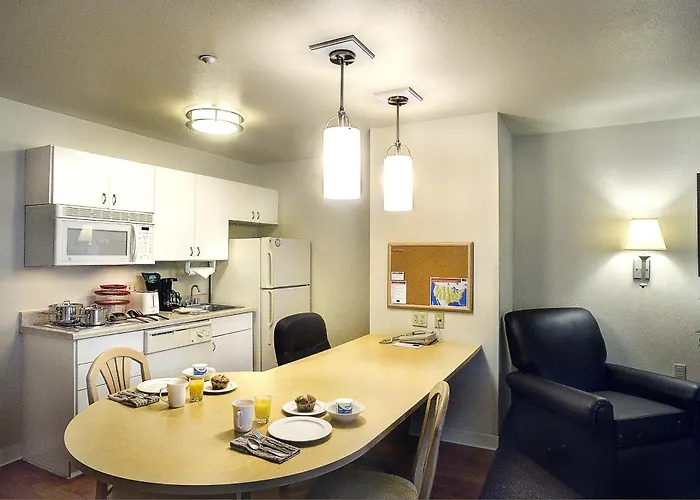 Hotel Candlewood Austin-round Rock By Ihg