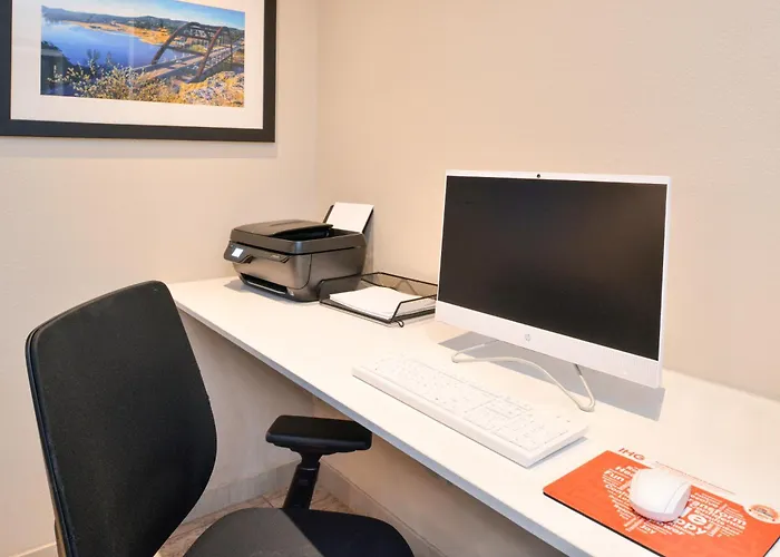 Candlewood Austin-round Rock By Ihg Hotel