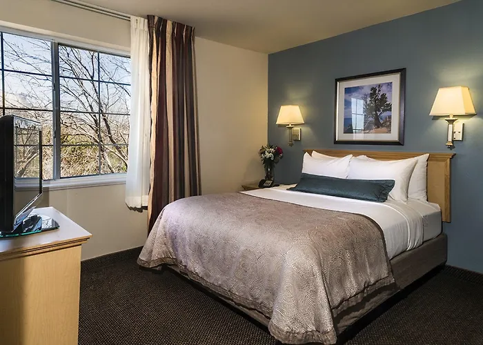 Candlewood Austin-round Rock By Ihg