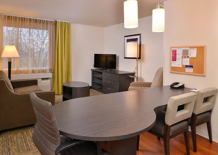Candlewood Austin-round Rock By Ihg 2*