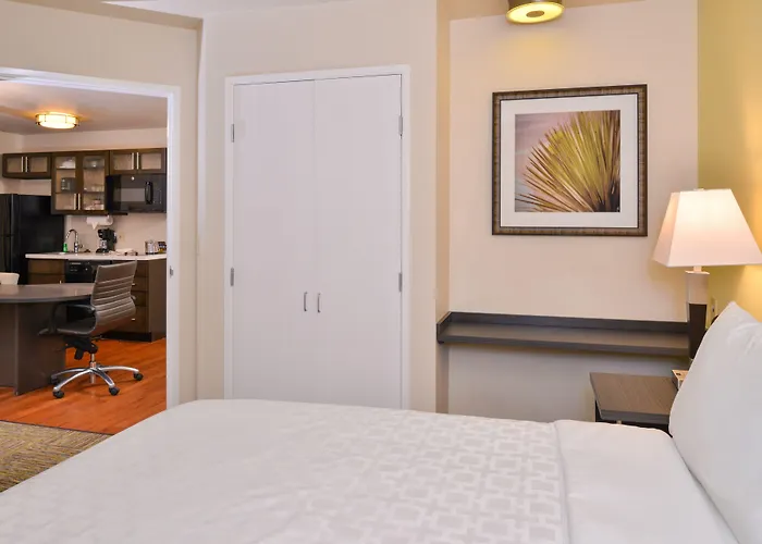 Candlewood Austin-round Rock By Ihg