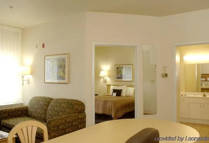 Candlewood Austin-round Rock By Ihg Hotel 2*
