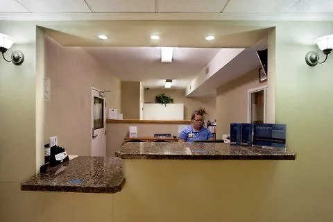 Candlewood Austin-round Rock By Ihg 2* Round Rock